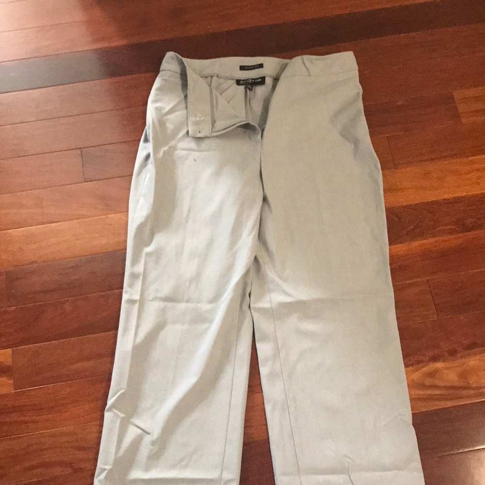 Jones New York Ladies pants ( grey)